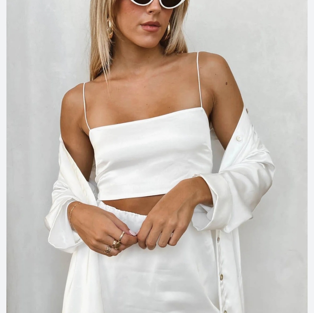 Show Me Your MuMu Tucker White Crop Top